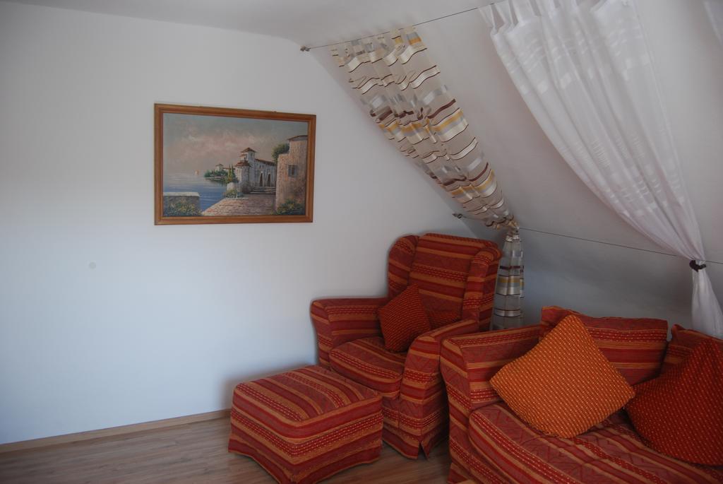 Ferienwohnung Cillien Dudeldorf Buitenkant foto